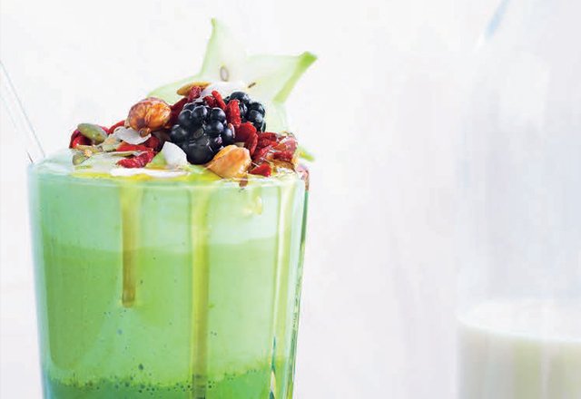 Green Supreme Layered Smoothie